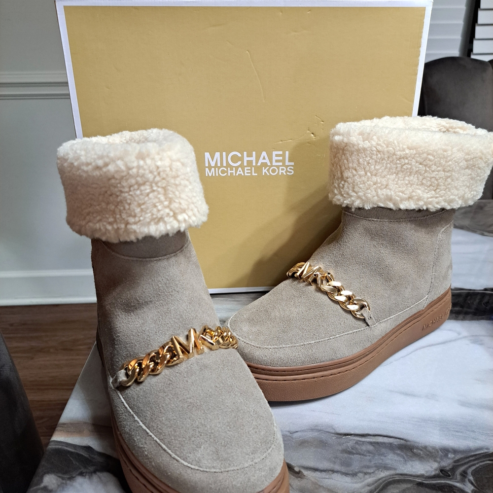 Michael Kors Beige Suede Boots with Gold Chain